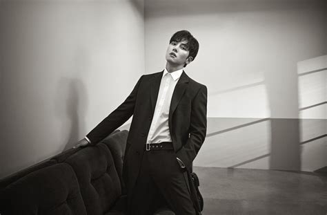 Calvin Klein 发布池昌旭为2020春季 首位韩国籍全球品牌形象代言人和广告明星_潮流_GQ男士网