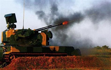 战争之神—中国155mm火炮传奇（三）数字化时代的炮兵新成员-八号坦克