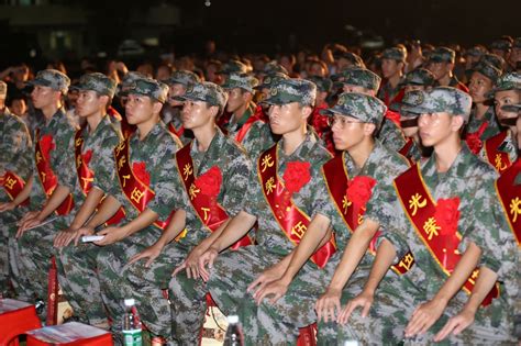 读特新闻：深圳首次集中欢迎退伍老兵荣归 - 广东省退役军人事务厅