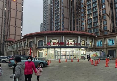 邢台123：自从家乐园麒麟湾店开业后，对面邢台最贵菜市场一片冷清