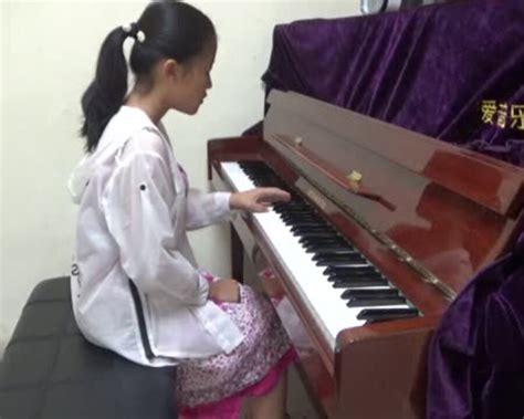 中国音乐学院钢琴考级10级曲目《山泉》崔世光曲演奏：王雅鸽_腾讯视频