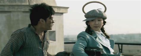 《爱情公寓》张伟和吕子乔打扮成飞行员的样子，猜猜他想做什么