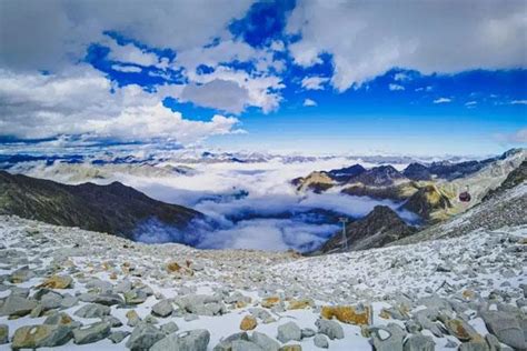 四川省泸定县海螺沟冰川 - 中国国家地理最美观景拍摄点