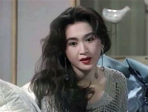 温碧霞床戏图片