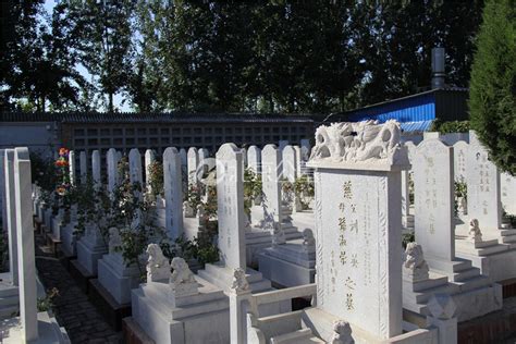 惠灵山陵园之墓区一角-北京公墓网