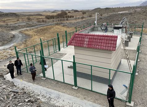 新疆地震局-市县工作-克拉玛依地震监测中心站开展野外架设流动地震设备演练