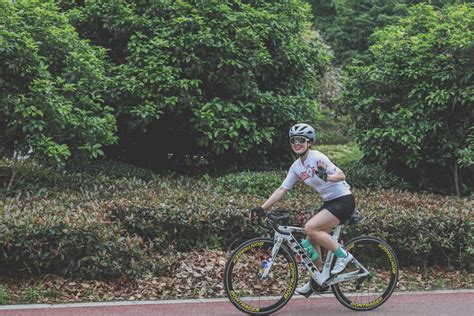低碳出行，“骑”乐无穷-我院开展地球日公益环保骑行活动-地理与环境学院