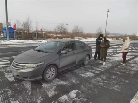 见到民警如此紧张 原来是驾驶证暂扣期间驾车了-中国吉林网