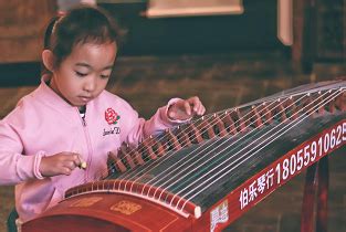 古筝培训班解读小古筝和大古筝的区别_北京汉翔书法教育机构
