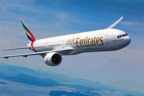 Emirates Boeing 777-300ER | Flight Chic