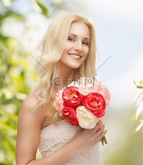 花女人图片