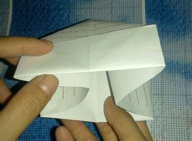 折纸盒子视频教程，如何折有盖子的纸盒子