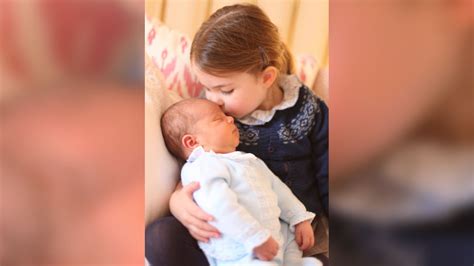 First official photos of new royal baby released - 680 NEWS