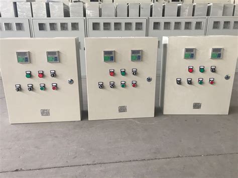 威海华瀚配电室低压柜已通过1号变压器全部送电正常-山东启阳电力工程有限公司