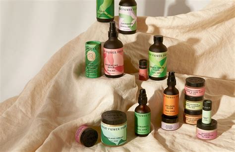 Natural 本 · 自然派 纯植物 女士护肤品|平面|包装|BETTYKING设计师 - 原创作品 - 站酷 (ZCOOL)