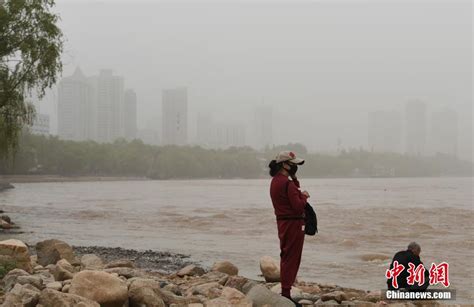 天津出现浮尘天气 12日起冷空气再袭迎大风降温-中国气象局政府门户网站