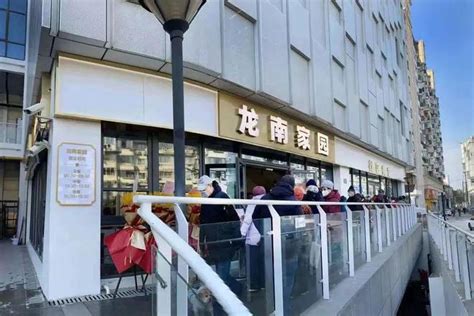 上海徐汇：市民食堂受青睐-人民图片网