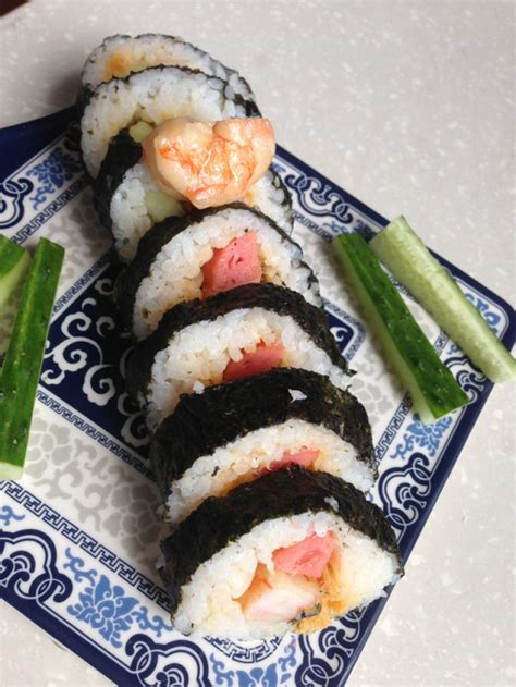 正宗日本寿司做法的做法_【图解】正宗日本寿司做法怎么做如何做好吃_正宗日本寿司做法家常做法大全_如如梦_豆果美食