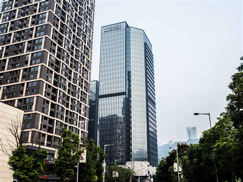 入驻重庆企业天地是一种什么感受？让我们了解城市精英的上班感受_重庆快办公