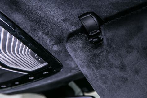 宝马7系改装麂皮绒顶棚，奢华精致，提升品位 - 车蚂蚁汽车改装俱乐部