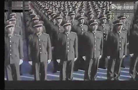 中国军人阅兵威武视频11视频素材,党政军警视频素材下载,高清1920X1080视频素材下载,凌点视频素材网,编号:617048