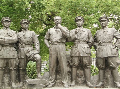 共产党在1927年发动南昌起义，从此共产党领导的武装斗争打响了第一枪_凤凰网视频_凤凰网