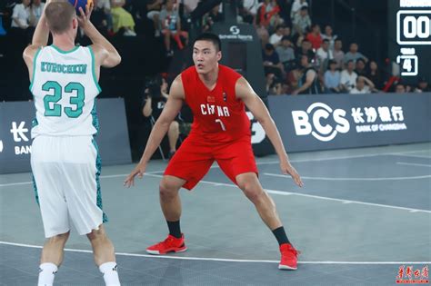 三人篮球亚洲杯决赛夜：华侨大学双子星率中国男队夺得季军 - 玩乐头条 - 玩乐频道 - 华声在线