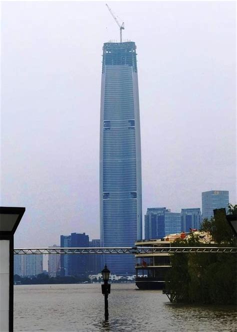 BIM技术又一案例：“华中第一高楼”武汉中心正式封顶-BIM建筑网