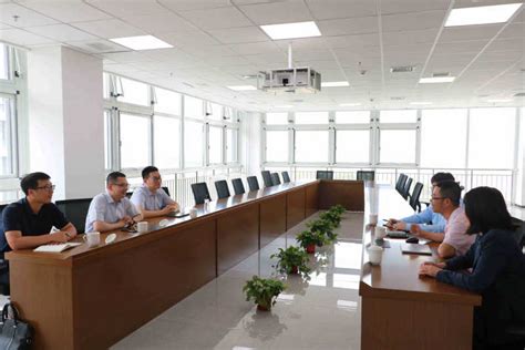 黑龙江省原子能科学研究院与哈尔滨吉程自动化设备有限公司一行来院交流座谈