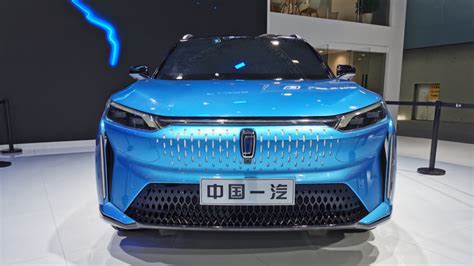 奔腾C105亮相广州车展，或在明年北京车展正式上市_搜狐汽车_搜狐网