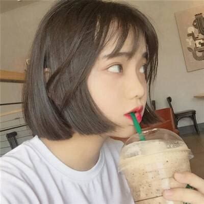 好看温柔短发女生头像