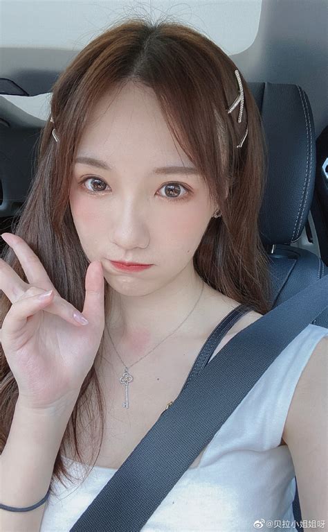 13岁小姐姐图片