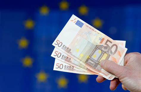 欧元兑人民币汇率是多少？100欧元能够换多少人民币？- 股市聚焦_赢家财富网