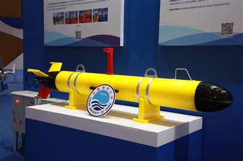 中国海洋大学“旗鱼”系列AUV自主式水下机器人亮相首届高等学校科技创新大会 —中国教育在线