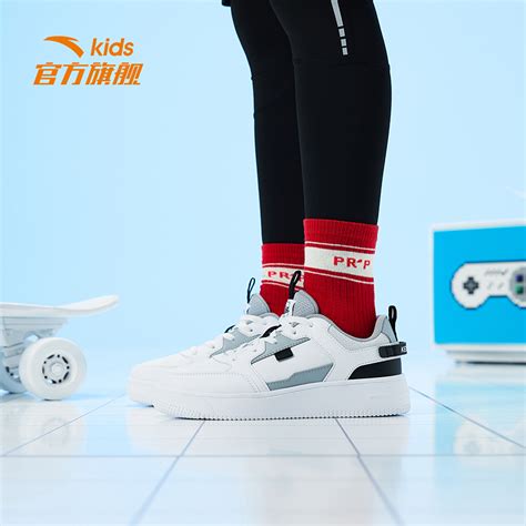 new balance（NB） 童鞋banner|网页|运营设计|游小胖 - 原创作品 - 站酷 (ZCOOL)
