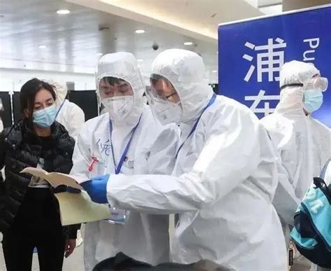 上海疫情又有新发展，新增2例本土确诊病例，4处被列为中风险