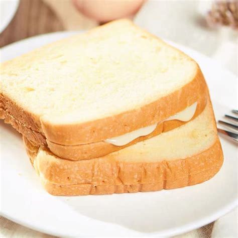 【超软牛奶吐司面包的做法步骤图，怎么做好吃】Muzzi木子手作_下厨房