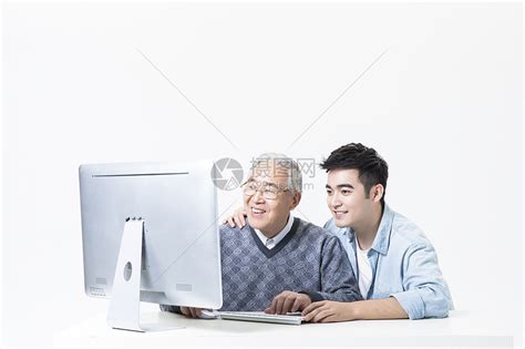 老年人学习使用电脑高清摄影大图-千库网