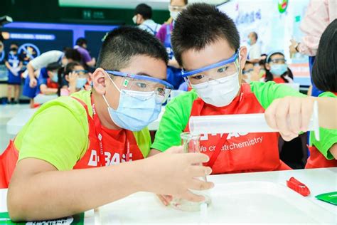巴斯夫®小小化学家北京站活动亮相中国科学技术馆，趣味实验揭开二氧化碳的奥秘 | 中外涂料网