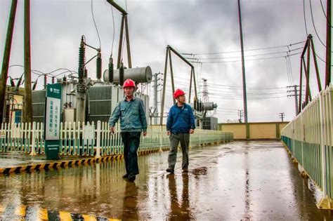 青川供电公司组织暴雨冰雹奋力抢修恢复供电 - 铜马电力