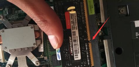 忆捷PC-DDR4 4G/8G/16G/32G 2666/3200台式机内存条原颗粒全兼容P30 PC-DDR4 8G/3200 - 迅想企采