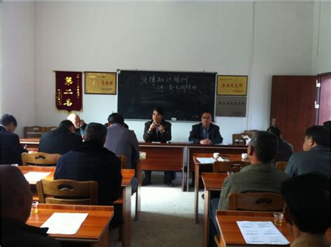 河源市律师协会-广东法开律师事务所律师为顾问村干部举办法律讲座