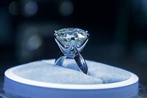 哪里买钻石最便宜 买钻石需了解的小技巧 - 中国婚博会官网