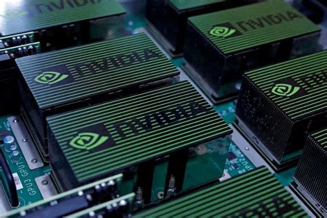 从A100芯片到H100芯片，英伟达、AMD向中国出口高端GPU受限，美国加紧封堵中国芯片市场