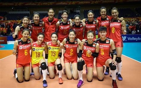 中国女排3比0波兰， 晋级世联赛决赛_手机新浪网
