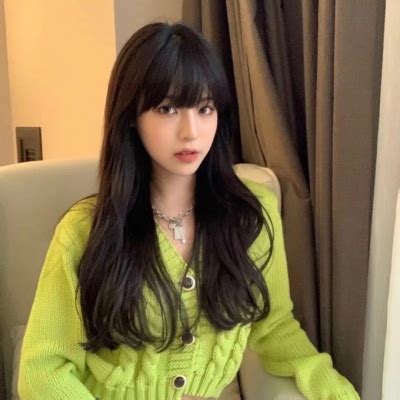 ins风格温柔女生头像