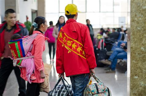 中国“春运”是人类历史上规模最大的人口大迁徙。？这是哪一年