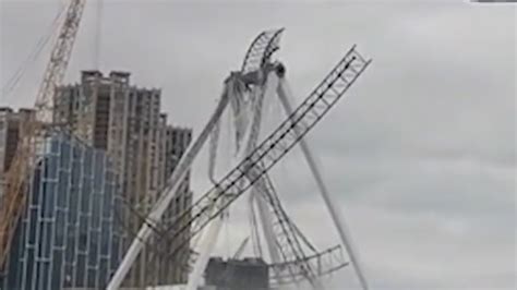 福州一在建巨型摩天轮意外倒塌！曾被誉为全省最大摩天轮！|福州市_新浪新闻