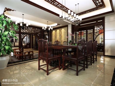 餐厅和客厅之间使用镂空木质隔断，来划分使用区域，视野宽阔。-家居美图_装一网装修效果图