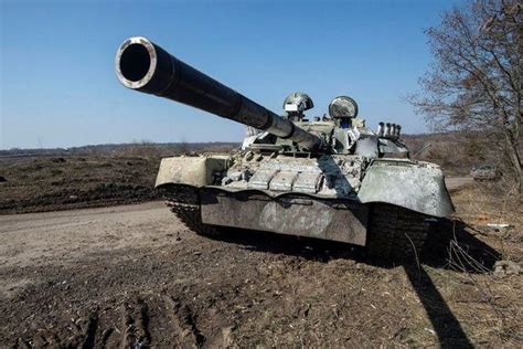 局势升级！俄军改造800多辆T62，美第四代坦克亮相将支援乌克兰？ - 知乎